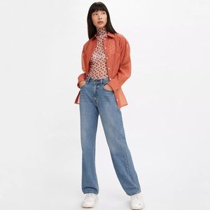 Levi’s Loose Straight Jeans Size 28 NWT